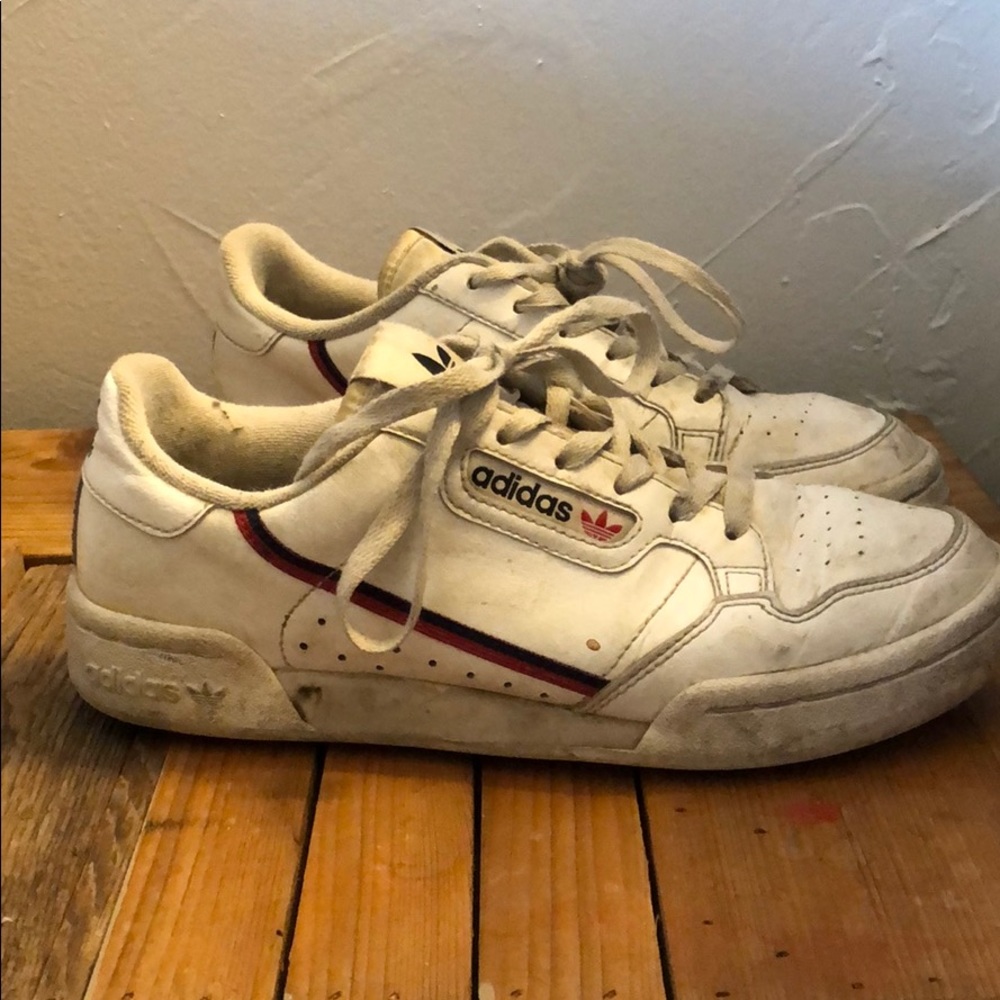 Vintage adidas sneakers